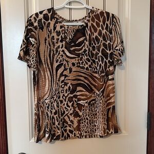 Nygard Leopard Print Top in Great Condition.  great Conditiin. Travels Great!